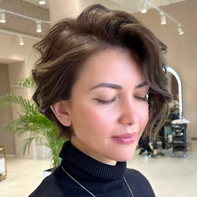 Retro Wellen beim Bixie Cut