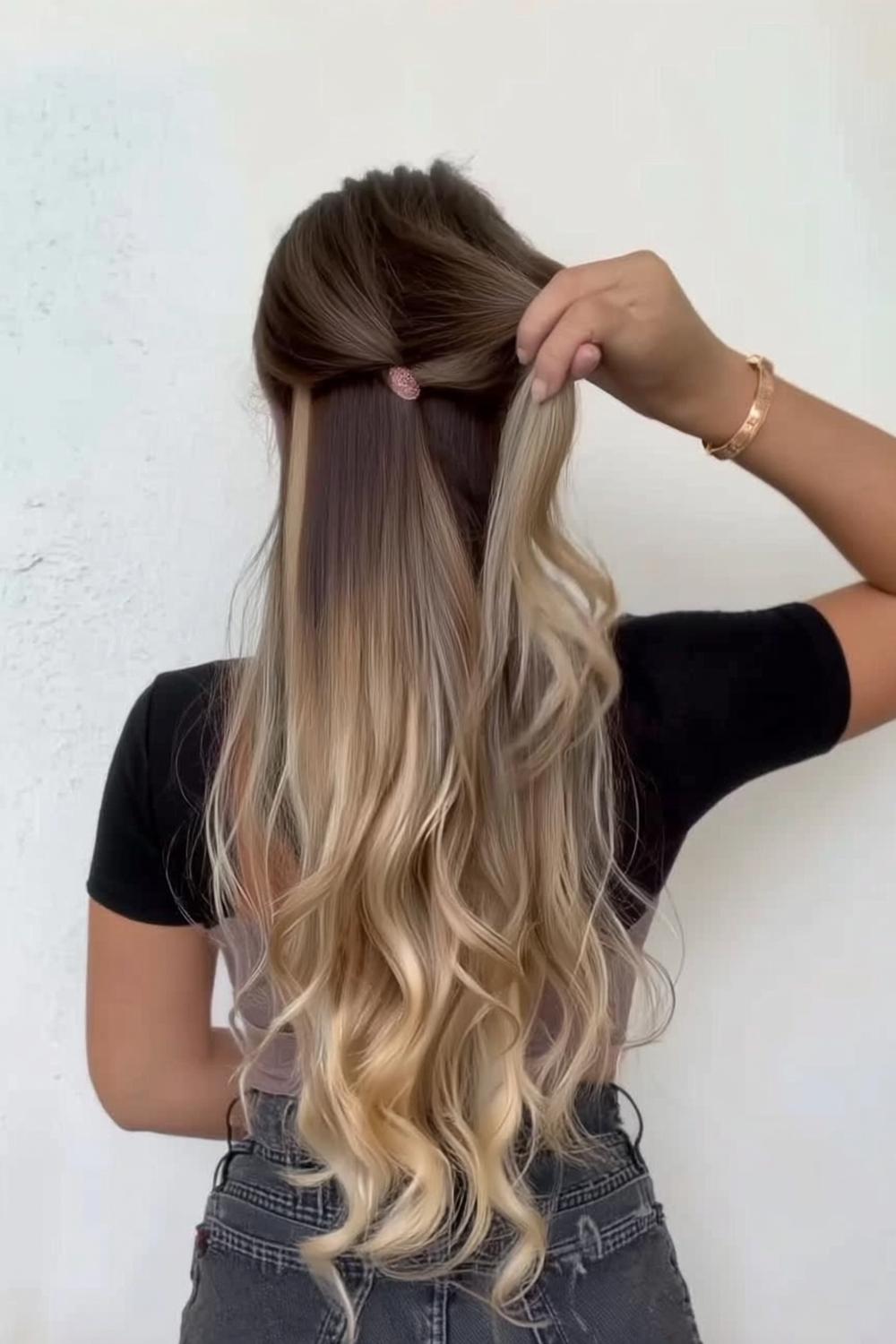 Half-Up mit Haarspange