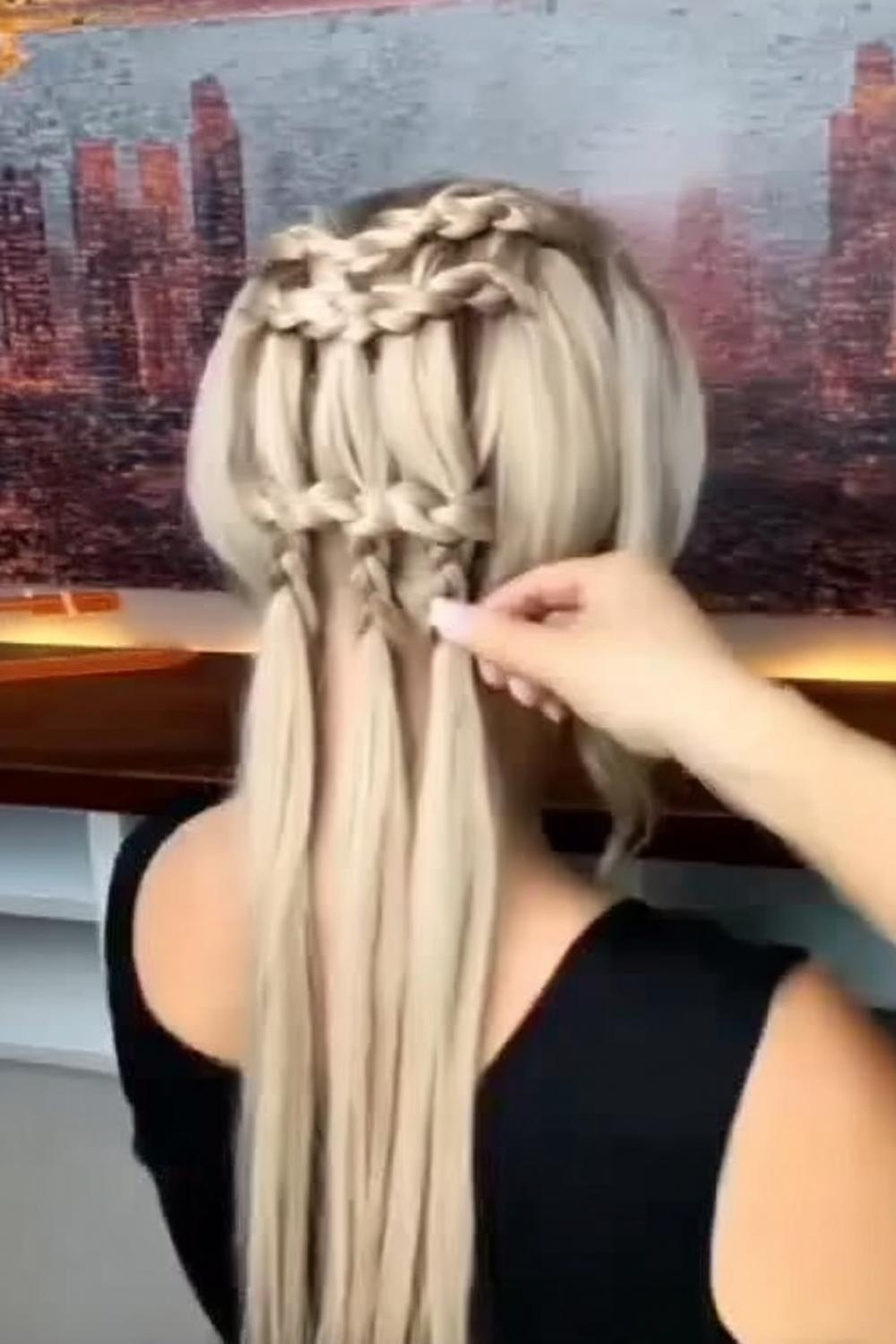 Komplexer Flechtlook