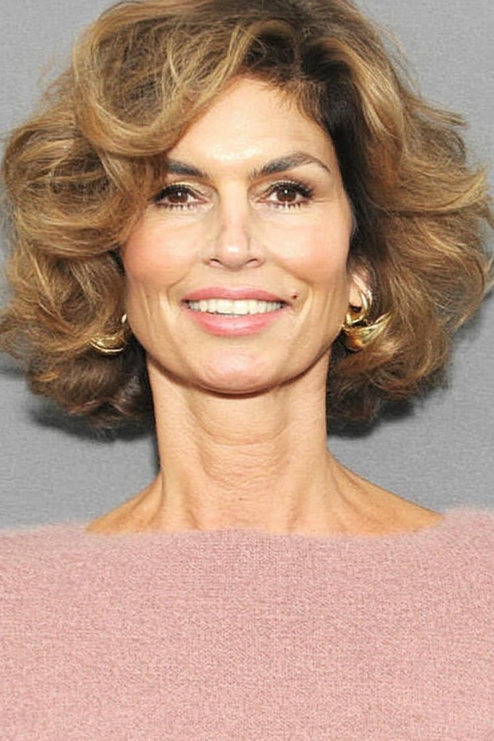 Honigblonde Wellen im Glamour-Look