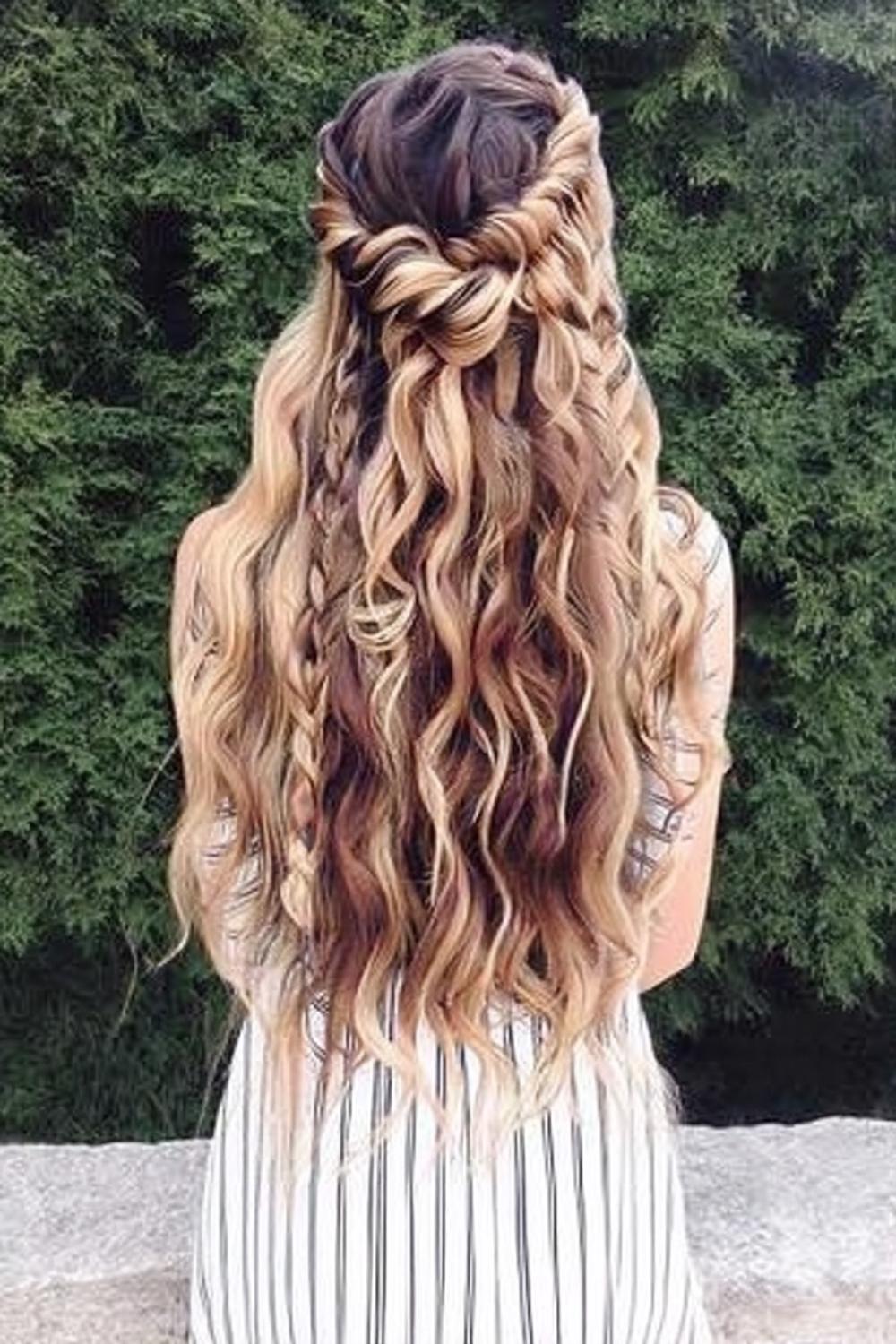 Romantischer Half-Up Twist