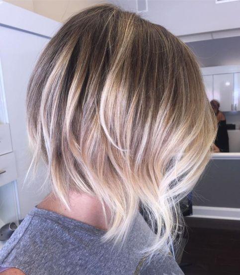 Gestufter Bob mit Balayage
