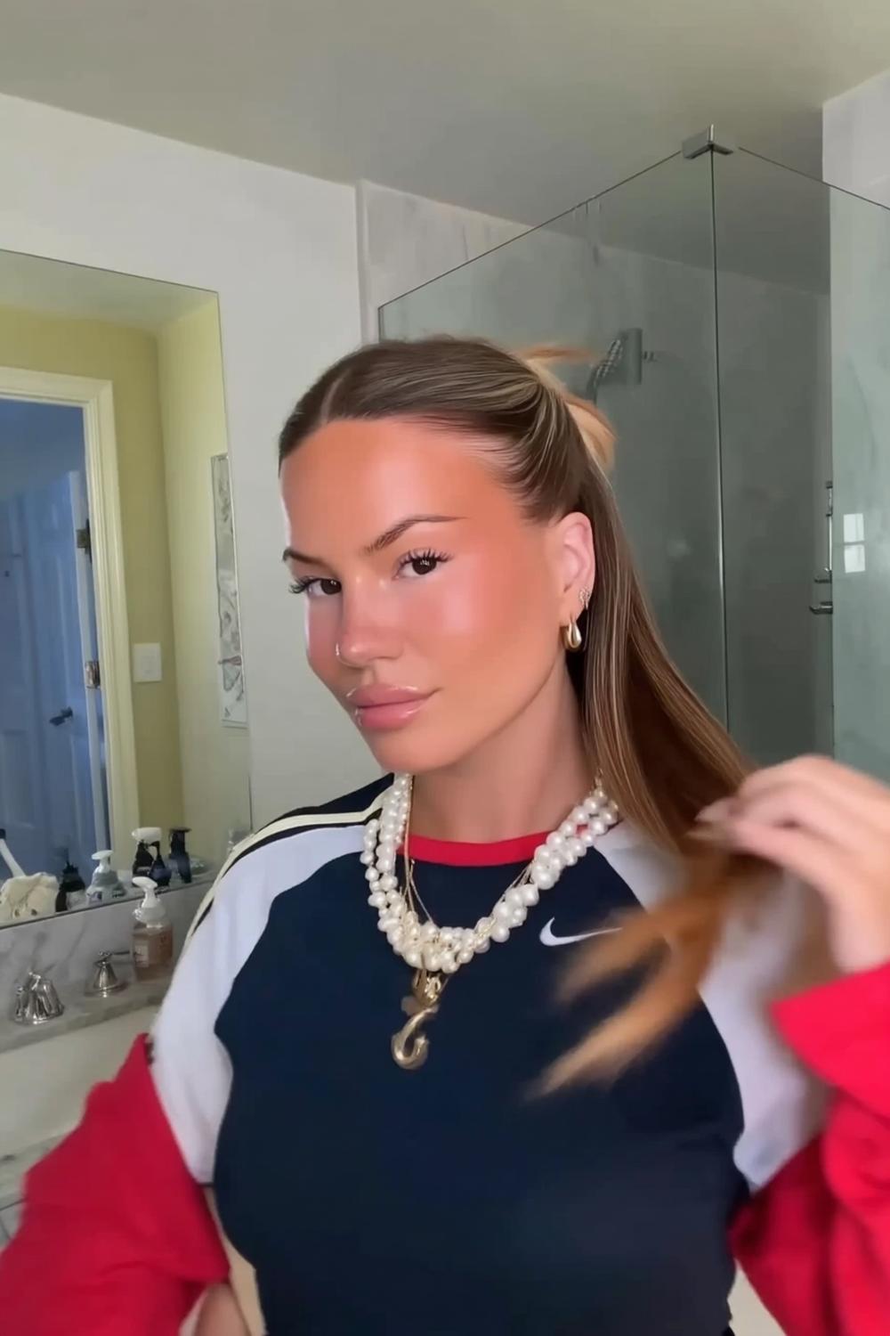 Sleek Pferdeschwanz Look