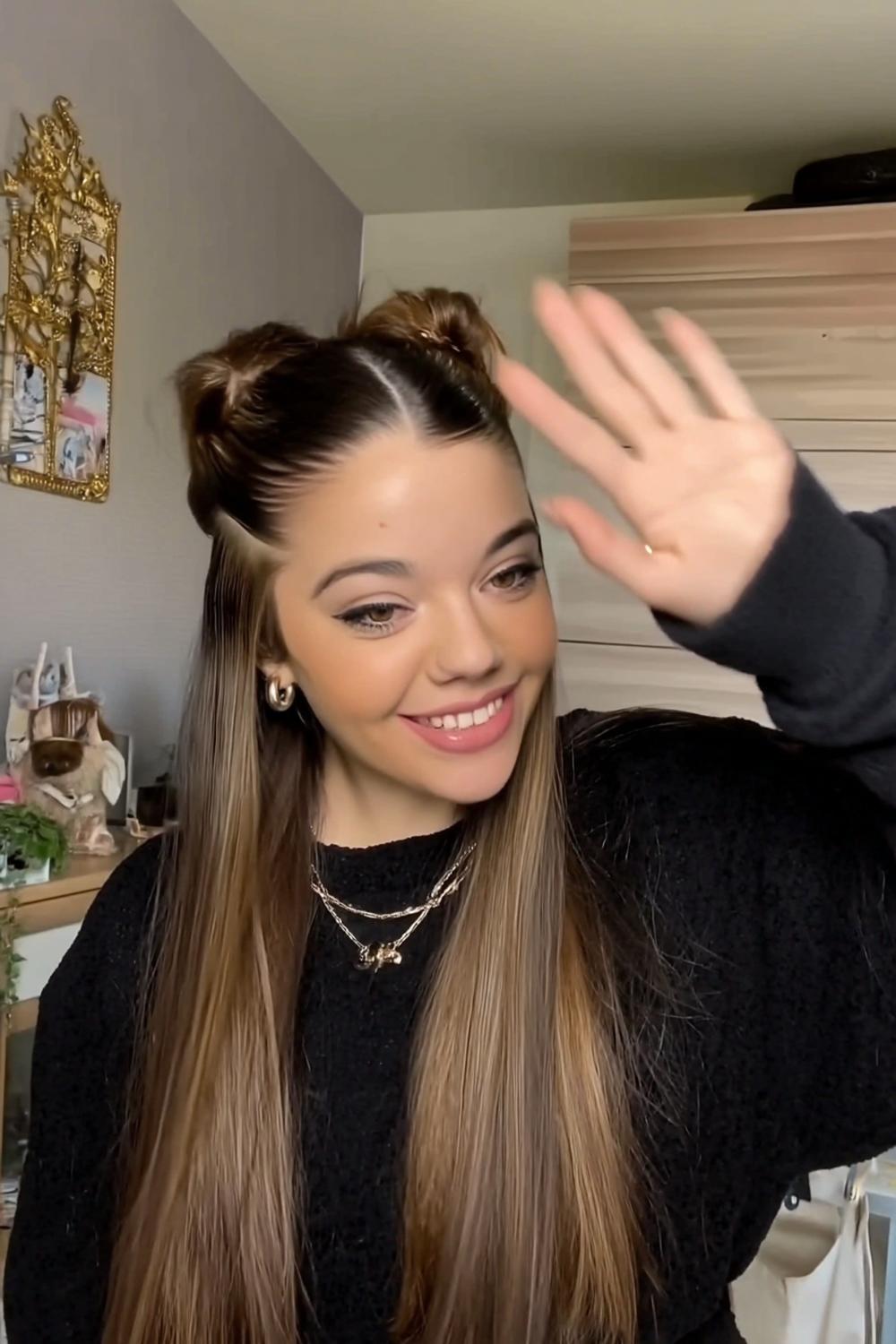 Verspielte Space Buns