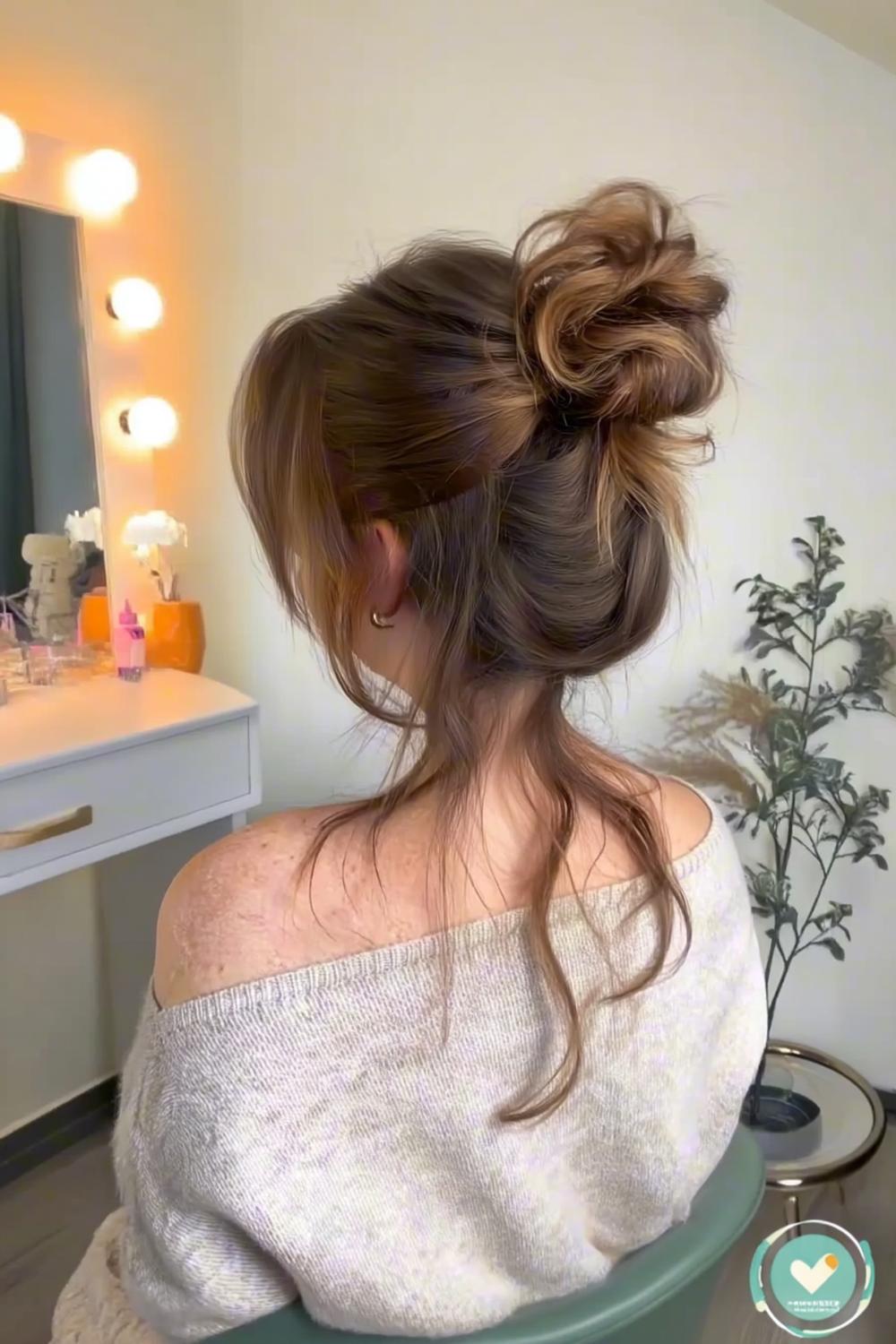 Lässiger Messy Bun