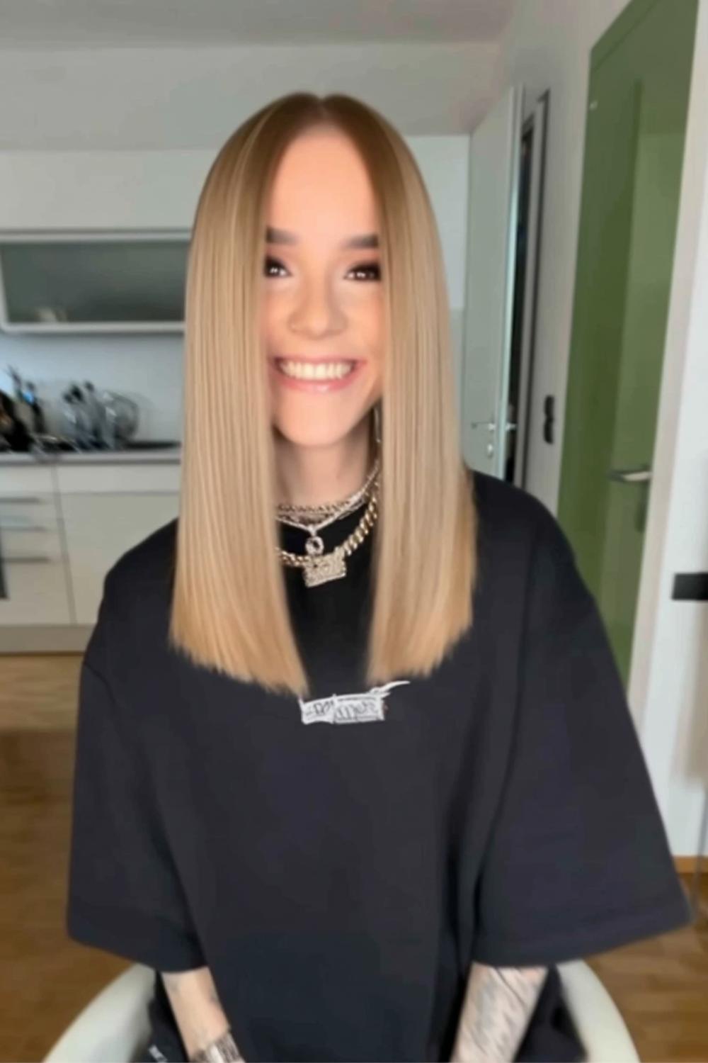 Sleek Bob-Styling